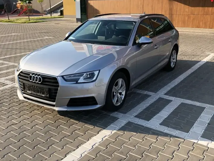 Audi A4 Avant B9 2.0 TDI S tronic