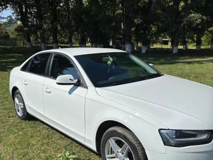 Audi A4 Limuzina B8