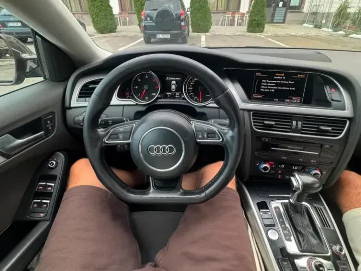 Audi A5 Coupé 8T 3.0 TDI DPF quattro S tronic