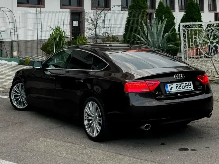 Audi A5 Coupé 8T 3.0 TDI DPF quattro S tronic