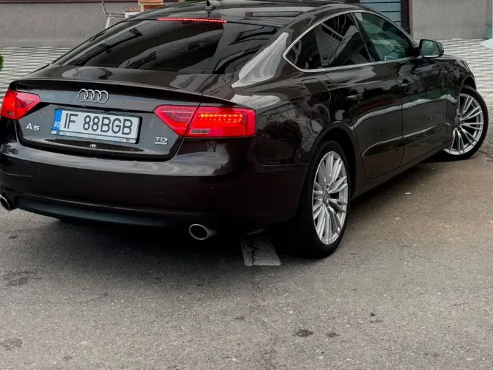 Audi A5 Coupé 8T 3.0 TDI DPF quattro S tronic