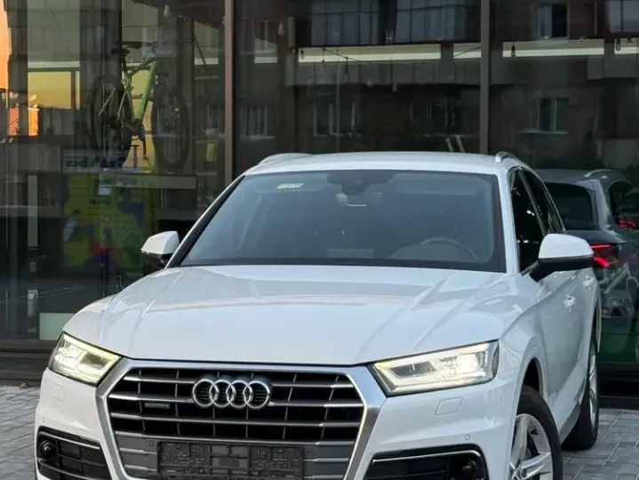 Audi Q5 FY 40 TDI quattro S tronic