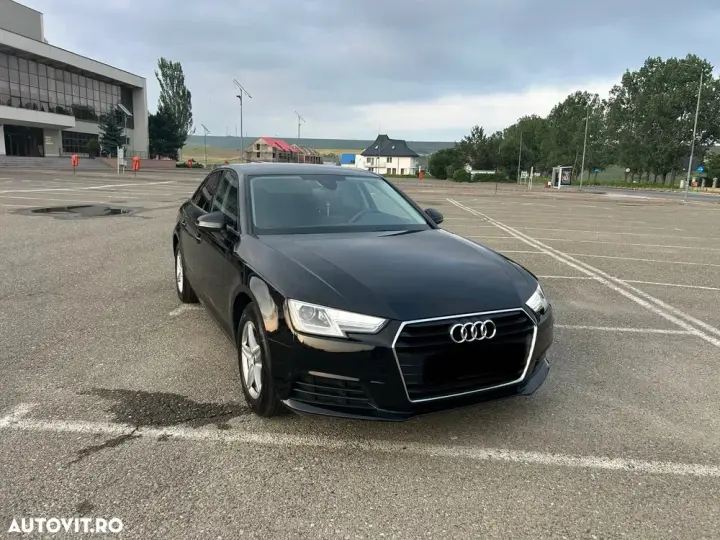 Audi A4 Limuzina B9 2.0 TDI
