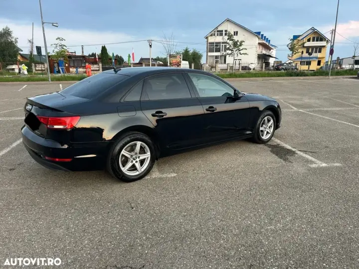 Audi A4 Limuzina B9 2.0 TDI