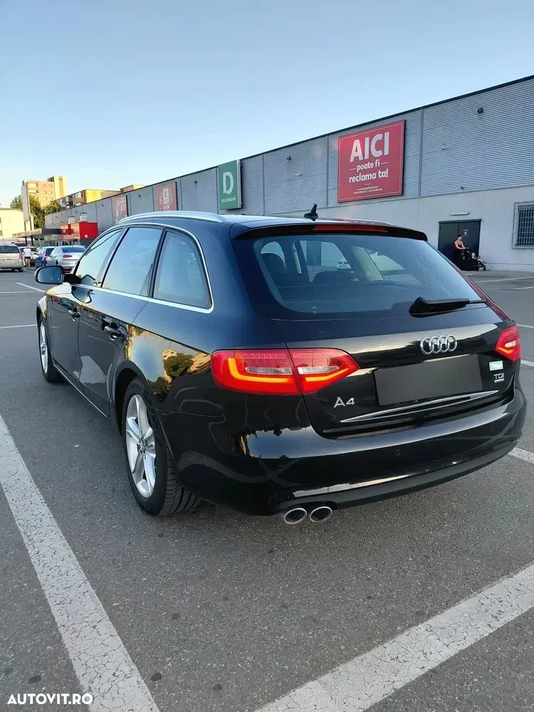 Audi A4 Avant B8 2.0 TDI DPF quattro Attraction — imagine 4