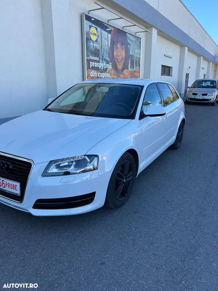 Audi A3 Sportback 8P 1.2 TFSI Attraction — imagine 2
