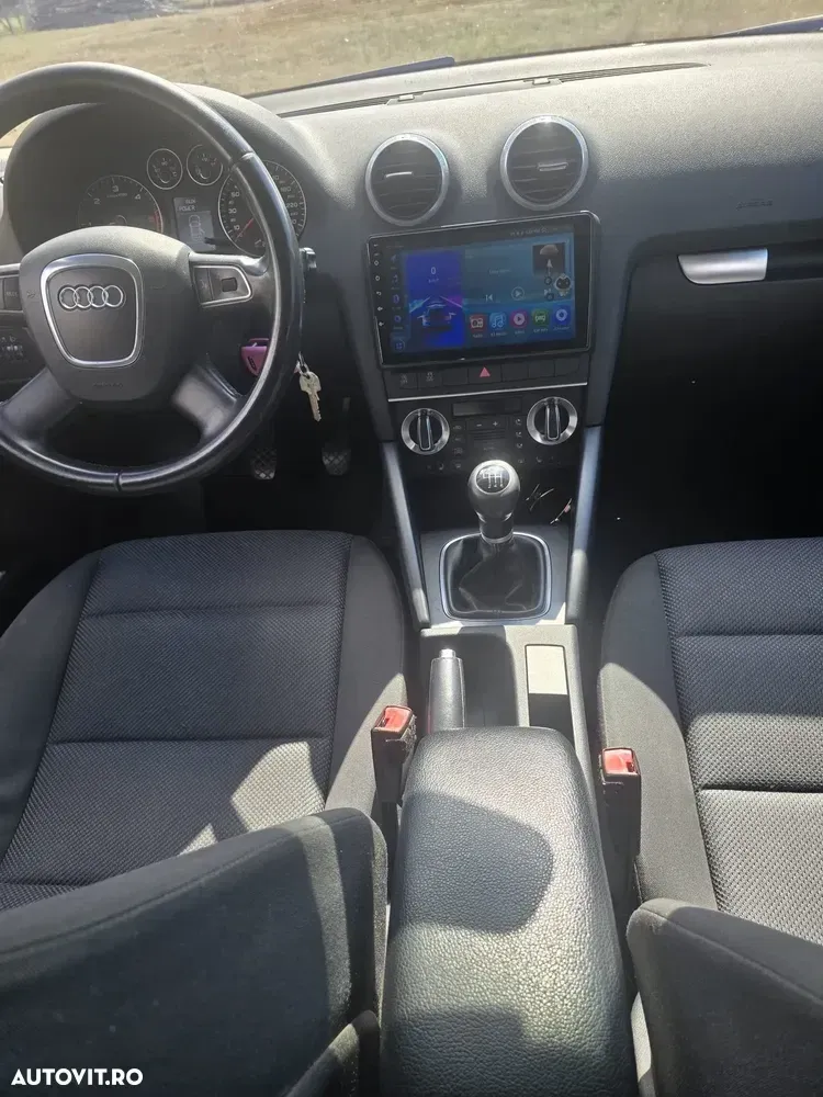 Audi A3 Sportback 8P — imagine 3