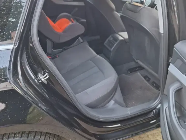 Audi A4 Limuzina B9 2.0 TDI S tronic