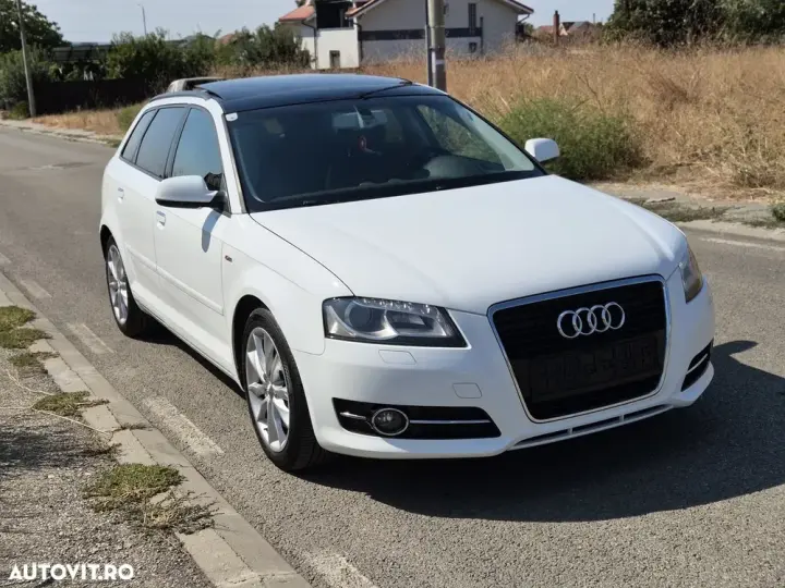 Audi A3 Sportback 8P 1.4 TFSI S tronic S line Sportpaket