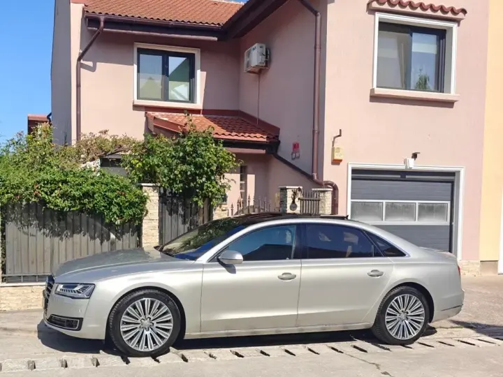 Audi A8 D4 3.0 TDI DPF quattro Tiptronic Lang