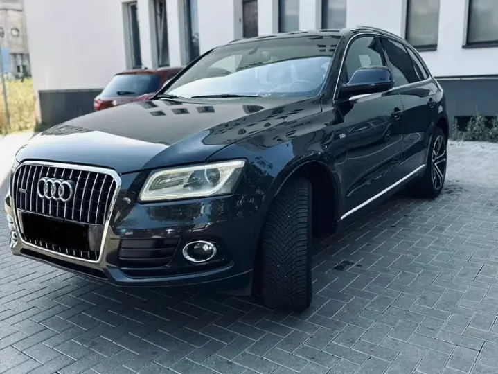 Audi Q5 8R 2.0 TDI Quattro Stronic