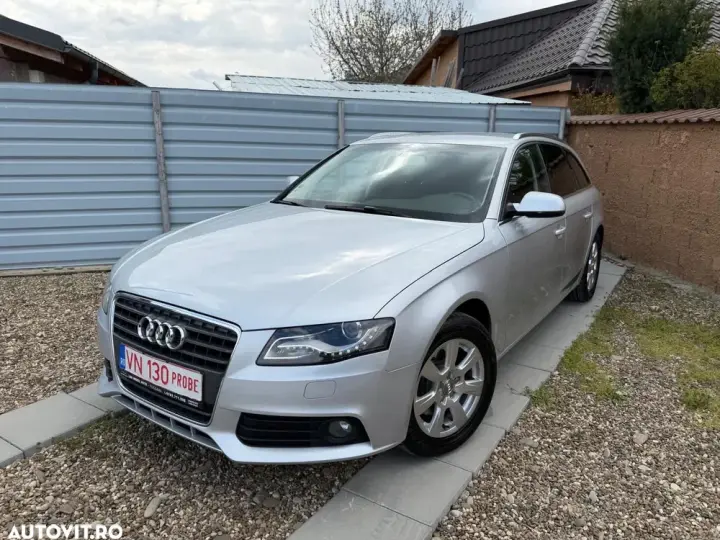 Audi A4 Avant B8 2.0 TDI DPF Ambition