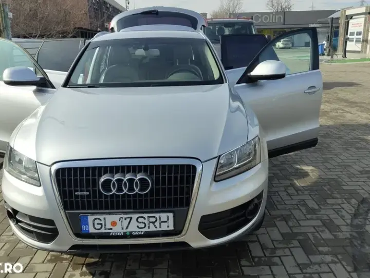 Audi Q5 8R 2.0 TDI Quattro S-Tronic