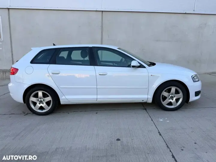 Audi A3 Sportback 8P 1.4 TFSI Stronic Ambition