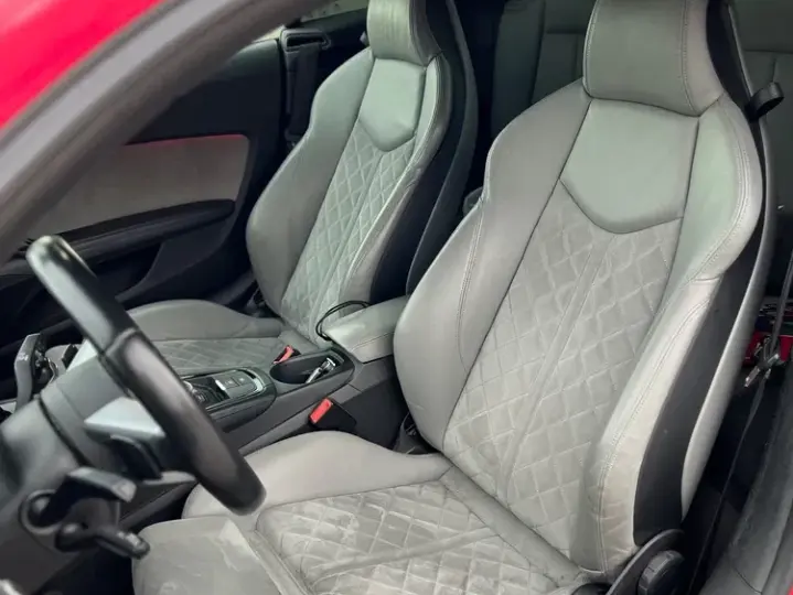 Audi TT S 8S 2.0 TFSI Quattro Stronic