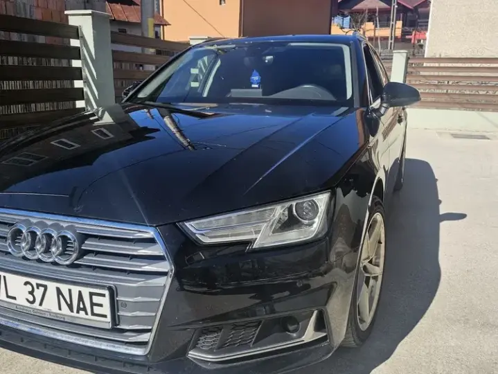 Audi A4 Avant B9 2.0 TDI S tronic quattro design