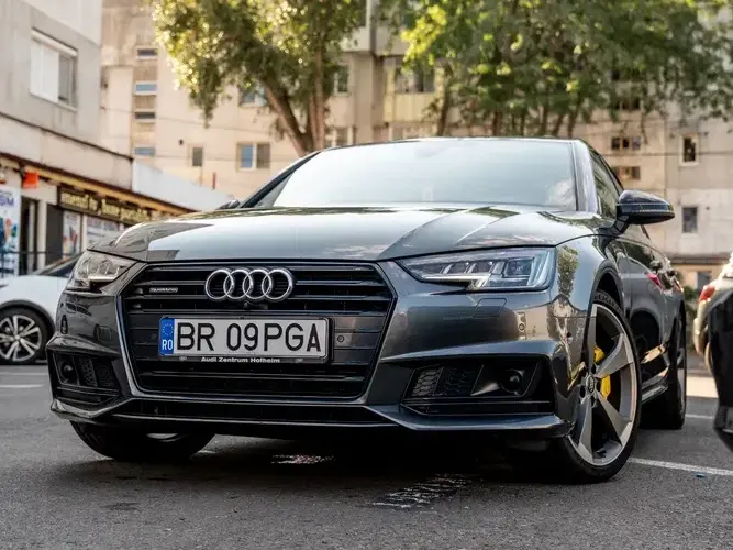 Audi A4 Limuzina B9 2.0 TDI S tronic quattro sport