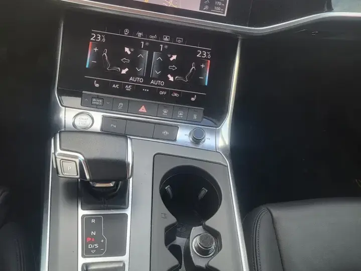 Audi A6 C8 2.0 35 TDI S tronic Basic