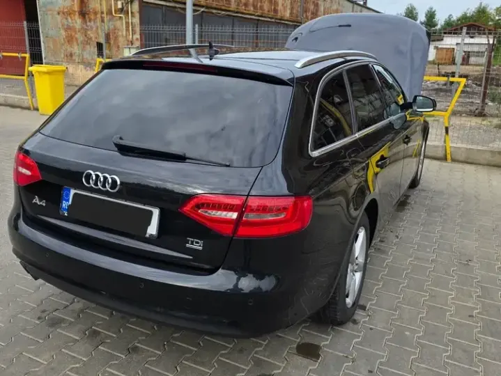 Audi A4 Avant B8 2.0 TDI