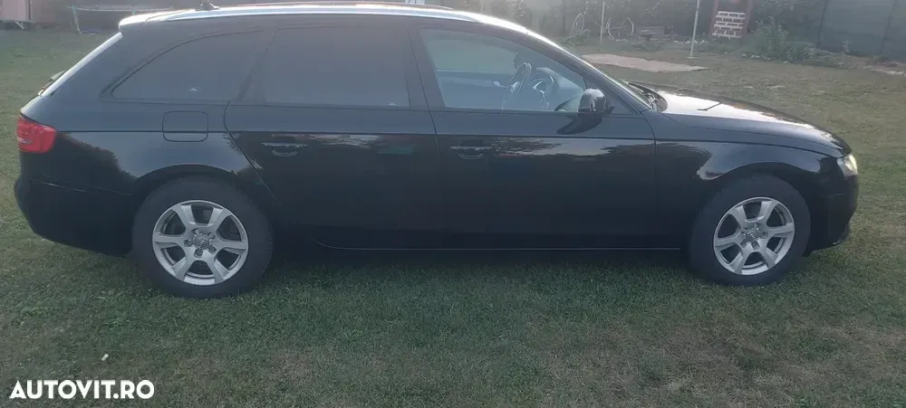 Audi A4 Avant B8 2.0 TDI Multitronic — imagine 3