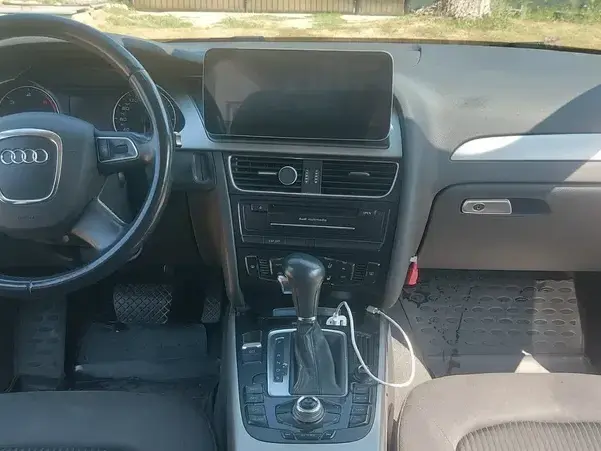 Audi A4 Avant B8 2.0 TDI Multitronic