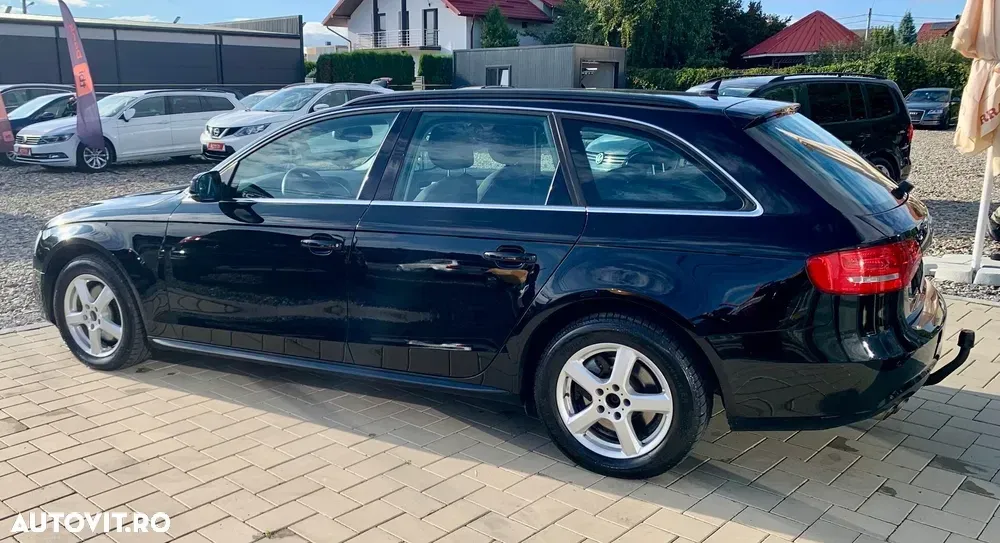Audi A4 Avant B8 2.0 TDI DPF quattro S tronic Ambition — imagine 4