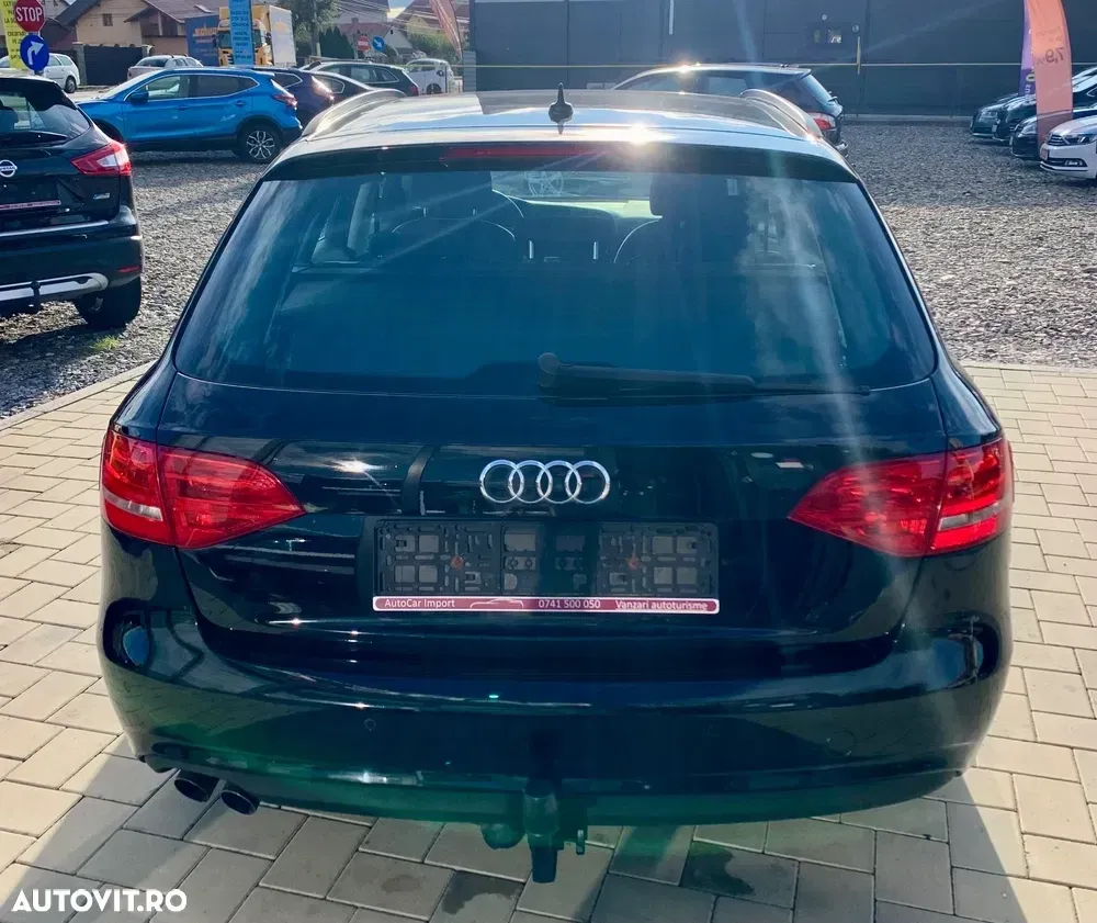 Audi A4 Avant B8 2.0 TDI DPF quattro S tronic Ambition — imagine 3