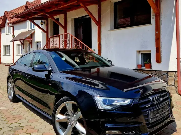 Audi A5 Sportback 8T 2.0 TDI quattro