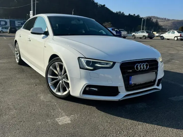 Audi A5 Sportback 8T 2.0 TDI quattro Stronic