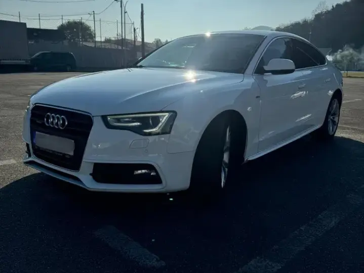 Audi A5 Sportback 8T 2.0 TDI quattro Stronic