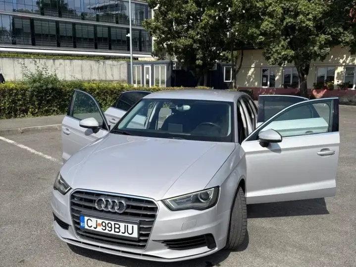 Audi A3 Limuzina 8V 1.6 TDI clean Stronic Ambition