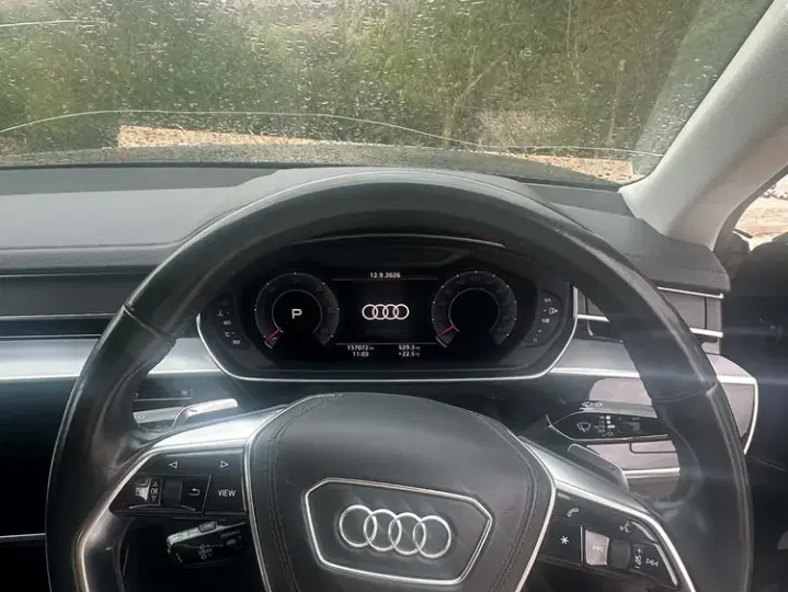 Audi A8 D5 3.0 50 TDI quattro Tiptronic