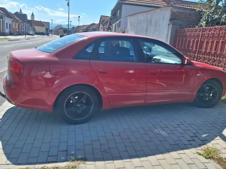 Audi A4 Limuzina B7