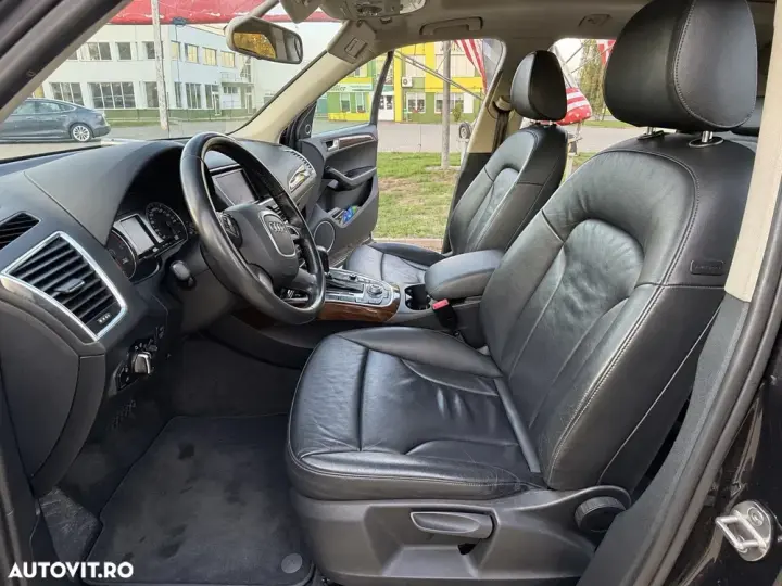 Audi Q5 8R 2.0 TDI Quattro S-Tronic