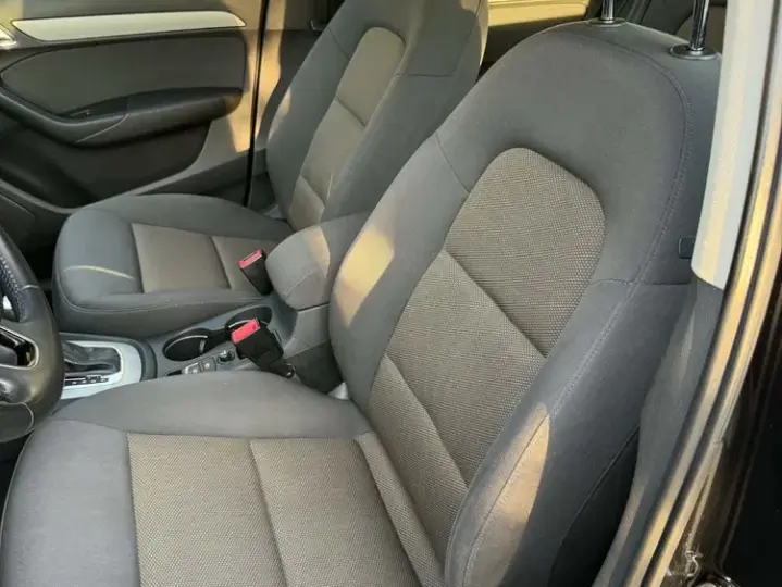 Audi Q3 8U