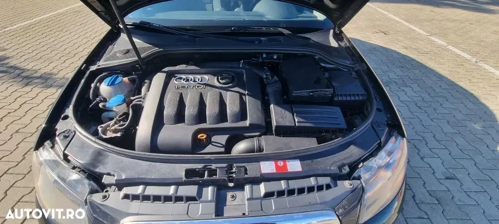 Audi A3 Sportback 8P 1.9 TDI Attraction — imagine 6
