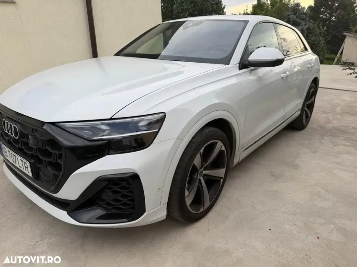 Audi Q8 3.0 55 TFSI quattro Tiptronic MHEV