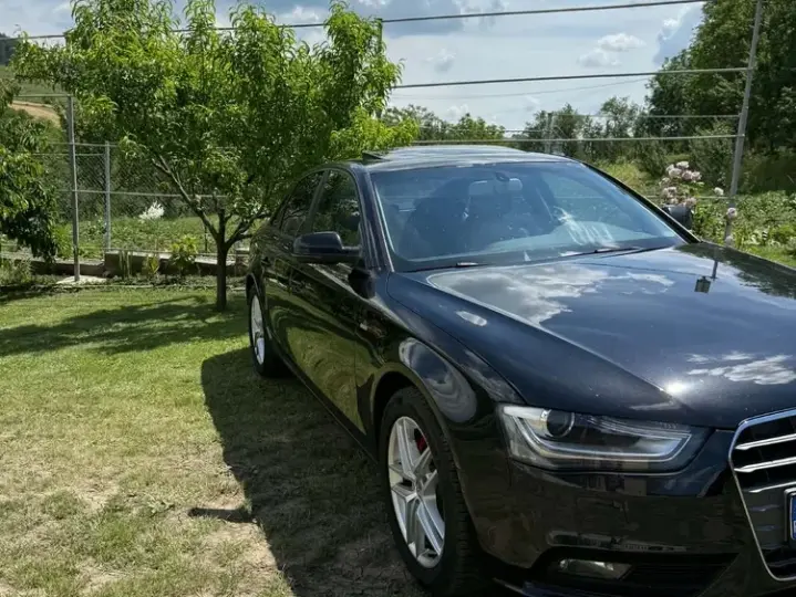 Audi A4 Limuzina B8 2.0 TDI