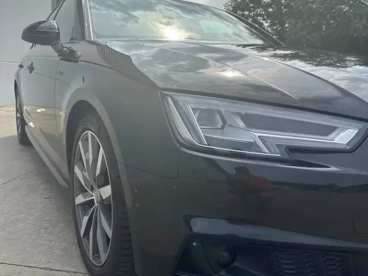 Audi A4 Avant B9 2.0 TDI S tronic Sport