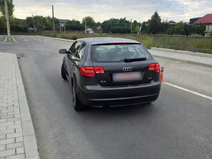 Audi A3 Sportback 8P 2.0 TDI Ambiente
