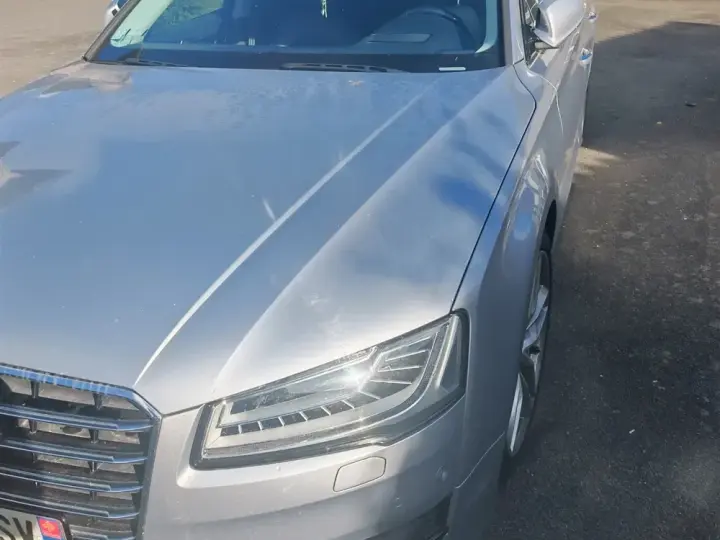 Audi A8 D4