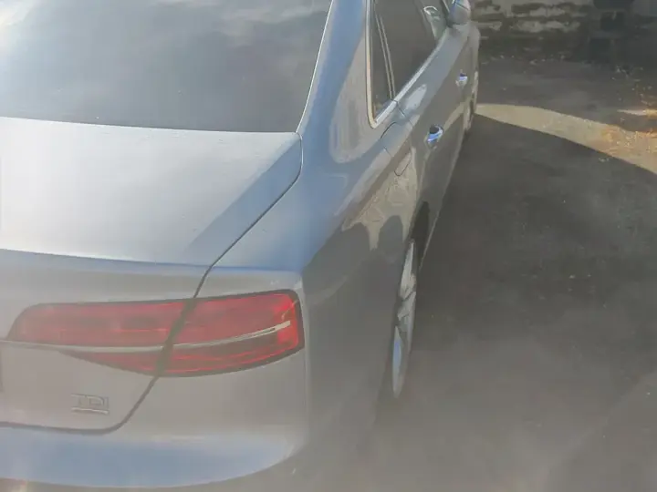 Audi A8 D4