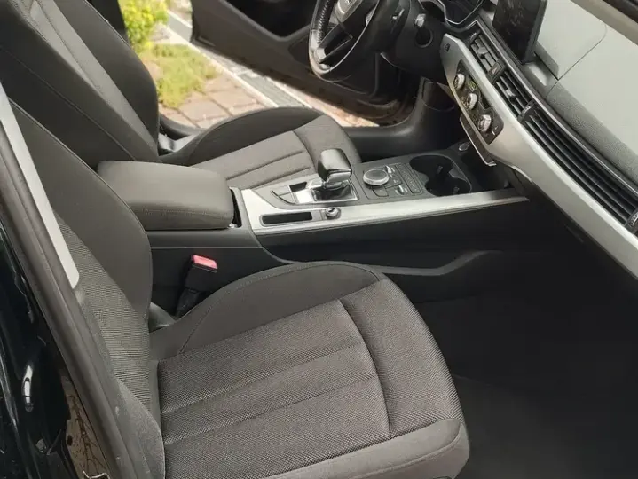 Audi A4 Avant B9 2.0 TDI S tronic
