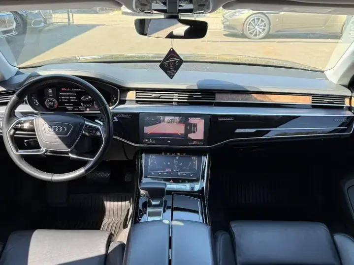 Audi A8 D5 3.0 50 TDI quattro Tiptronic