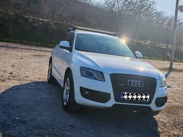 Audi Q5 8R