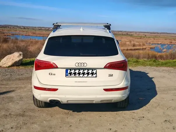 Audi Q5 8R