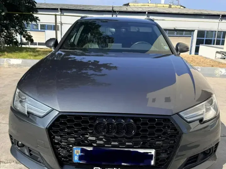 Audi A4 Avant B9 2.0 TDI quattro S tronic
