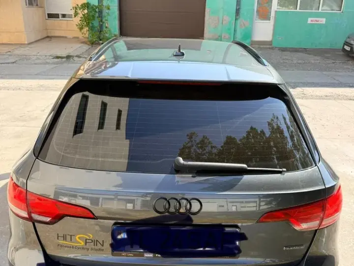 Audi A4 Avant B9 2.0 TDI quattro S tronic