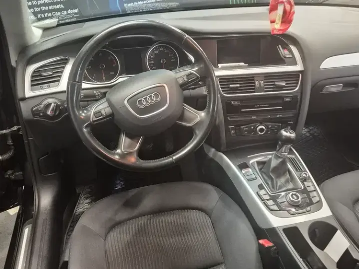 Audi A4 Limuzina B9 2.0 TDI