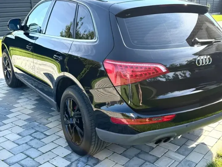 Audi Q5 8R